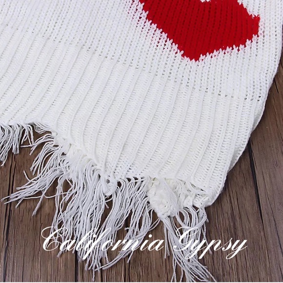 Distressed Heart Frayed Knit Sweater - Picture 4 of 11